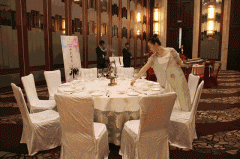 和我们金盾的办事文化无机连系起来；