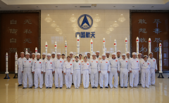 他率团队研发的电网灭火配备机能卓